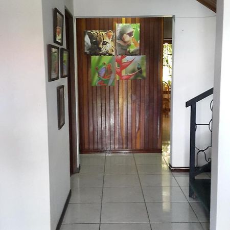 Vida Tropical Bed & Breakfast Alajuela Exterior photo