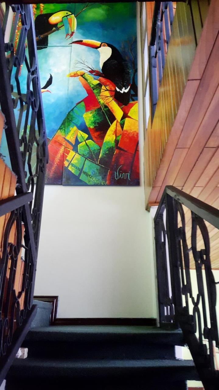 Vida Tropical Bed & Breakfast Alajuela Exterior photo