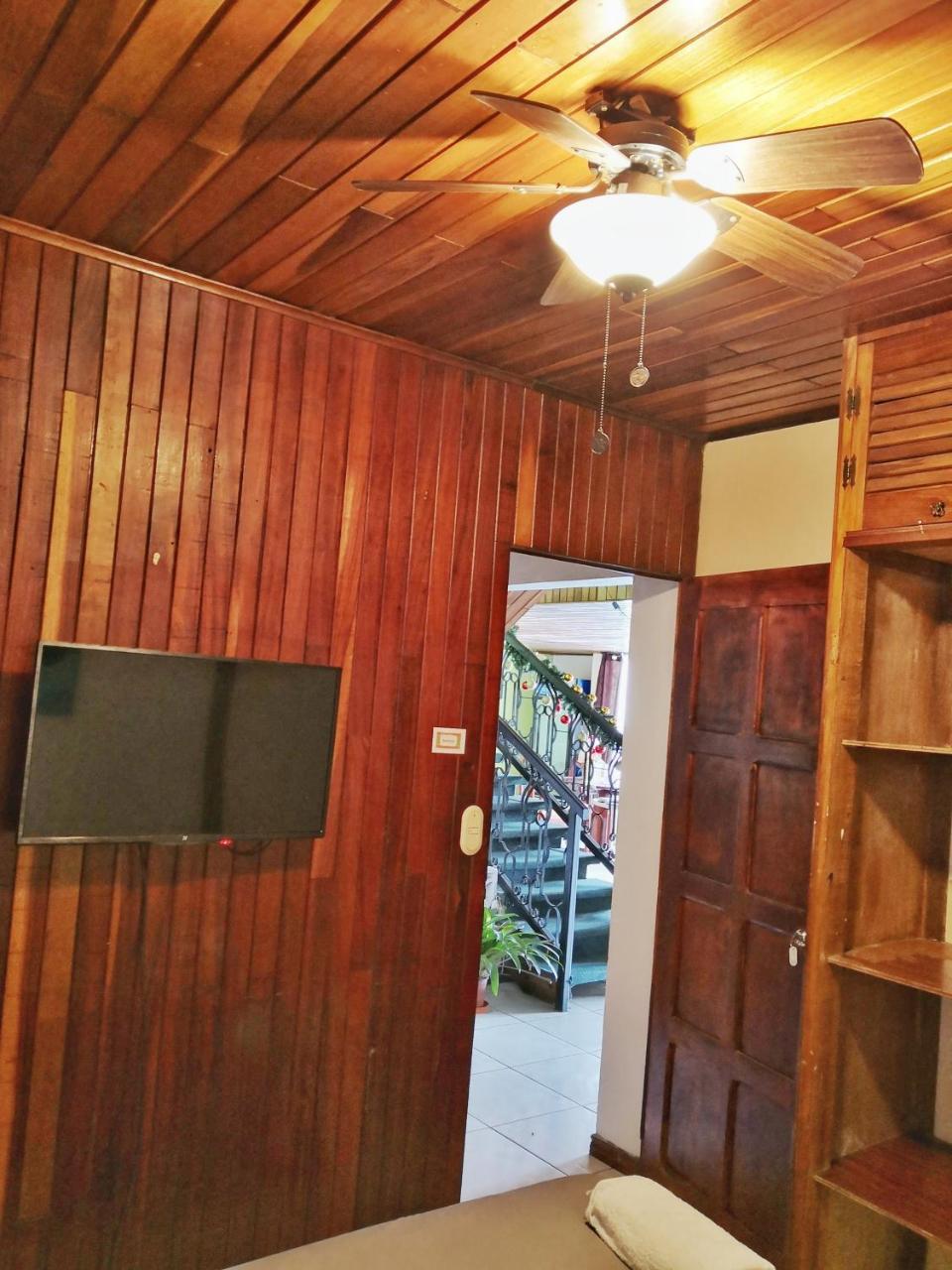 Vida Tropical Bed & Breakfast Alajuela Exterior photo