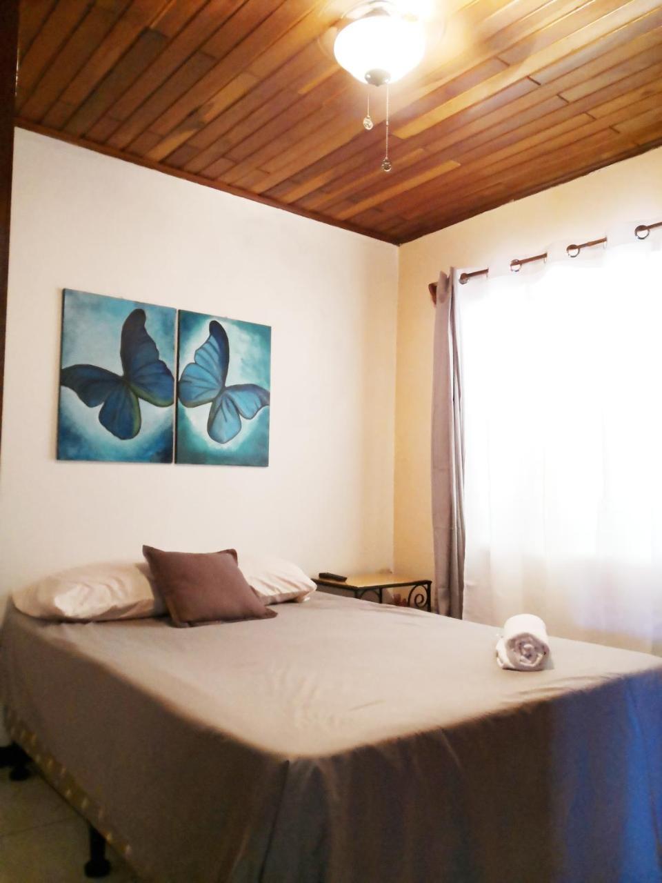 Vida Tropical Bed & Breakfast Alajuela Exterior photo