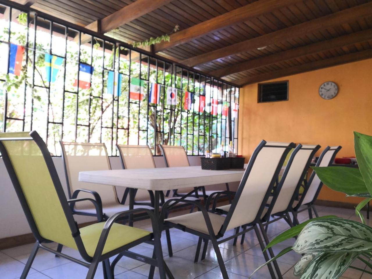 Vida Tropical Bed & Breakfast Alajuela Exterior photo
